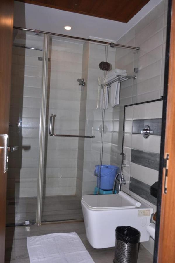 Hotel Meadows Varanasi Exterior photo